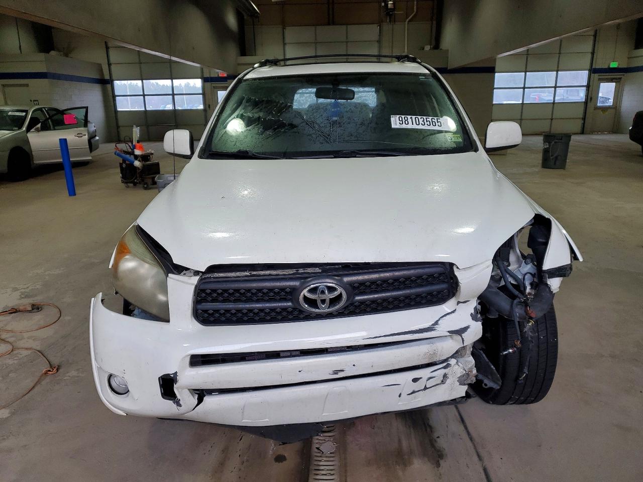 2007 TOYOTA RAV4 SPORT photo 9