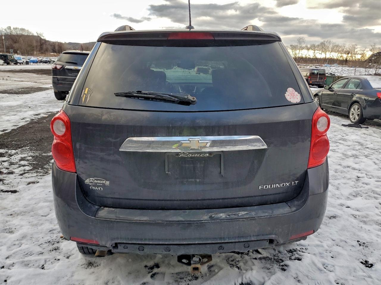 2015 CHEVROLET EQUINOX LT photo 6