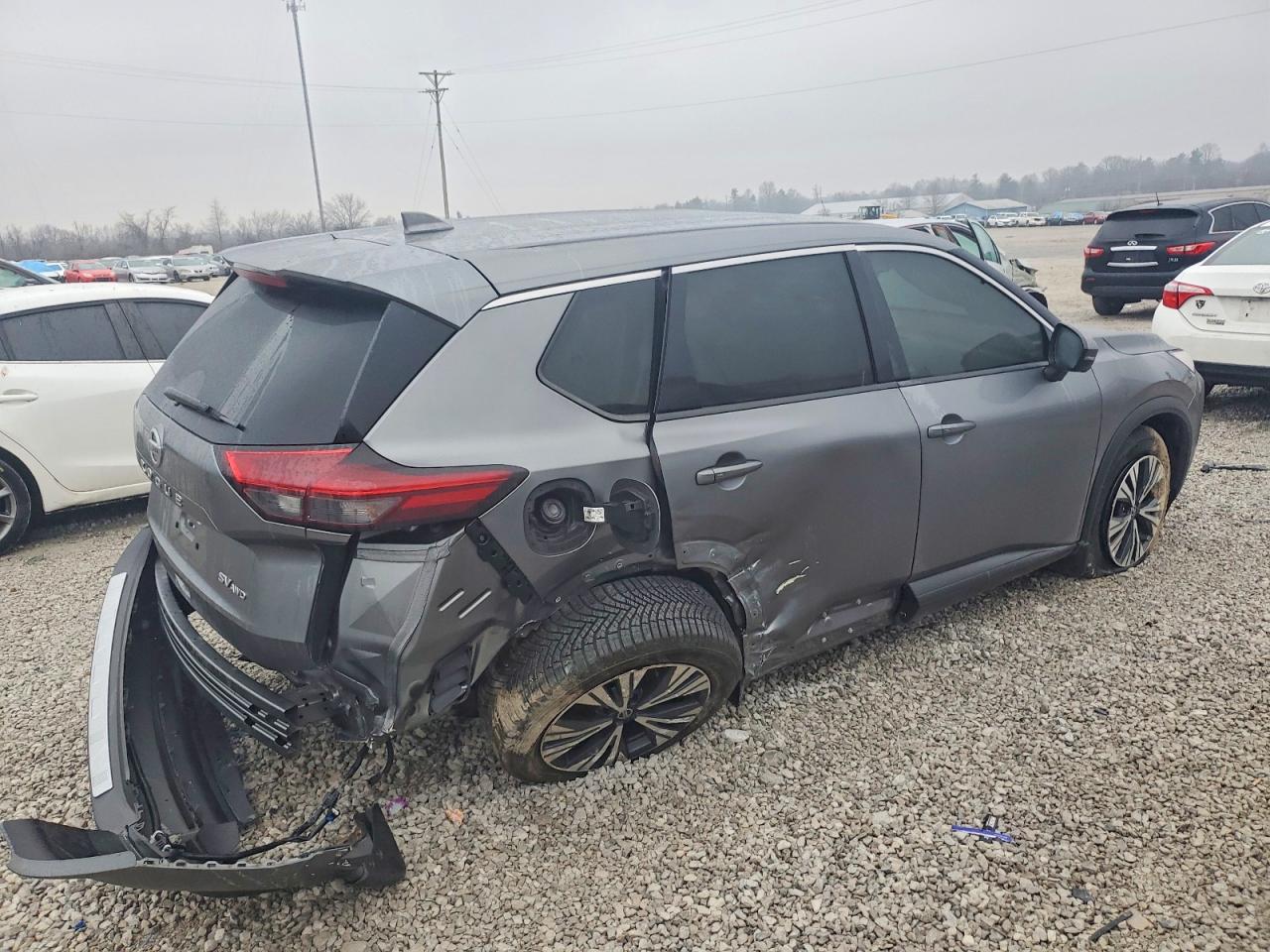 2021 NISSAN ROGUE SV photo 3