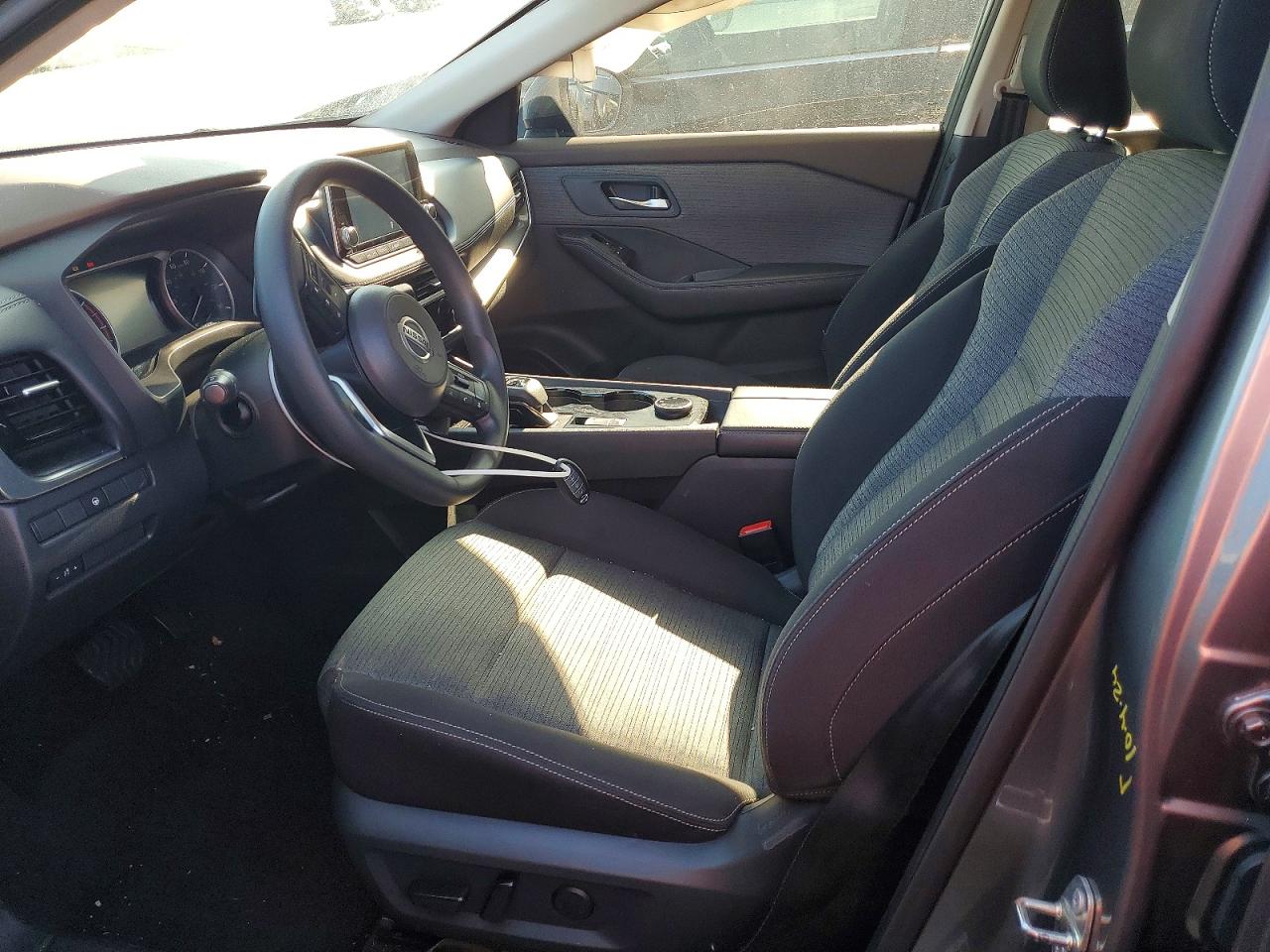 2021 NISSAN ROGUE SV photo 7