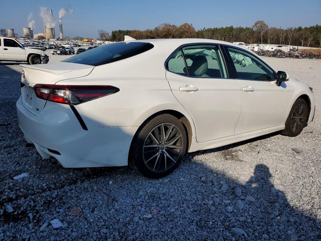 2023 TOYOTA CAMRY SE NIGHT SHADE photo 3