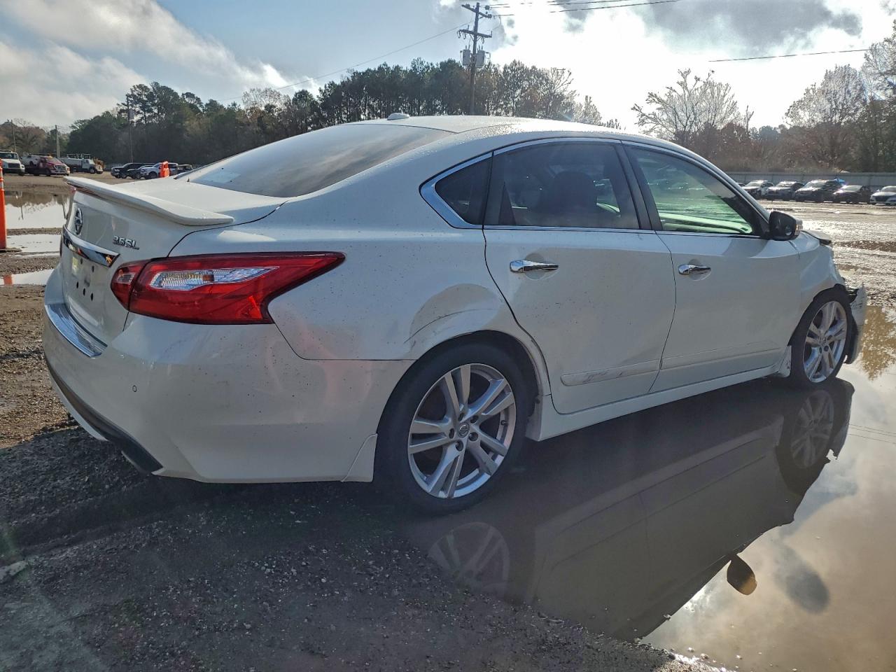 2017 NISSAN ALTIMA 3.5SL photo 3