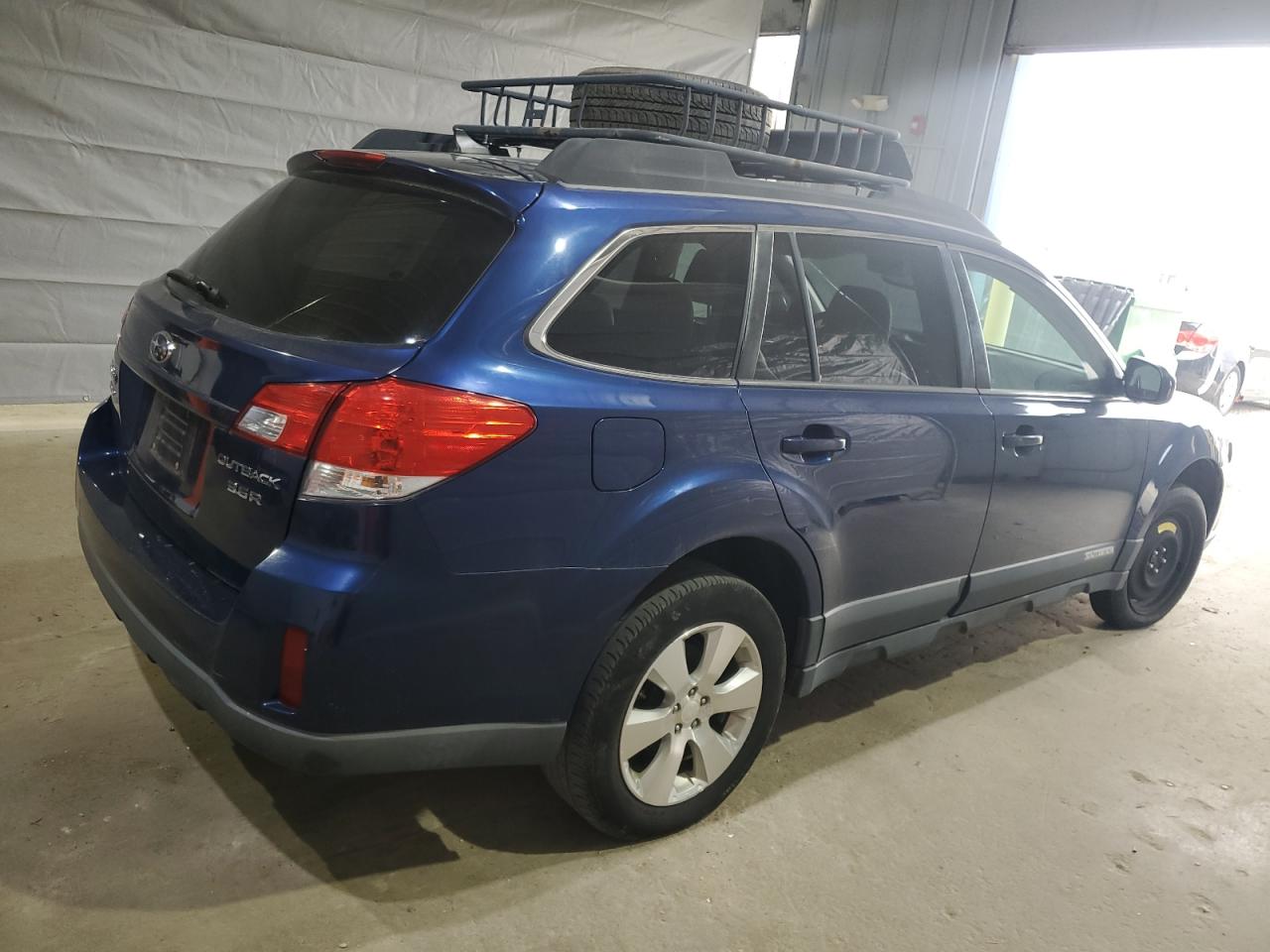 2011 SUBARU OUTBACK 3.6R LIMITED photo 3