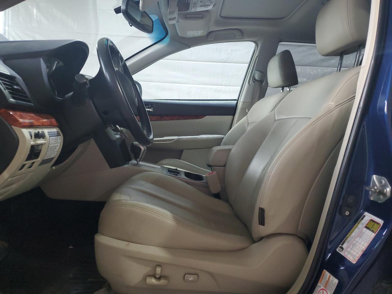 2011 SUBARU OUTBACK 3.6R LIMITED photo 7