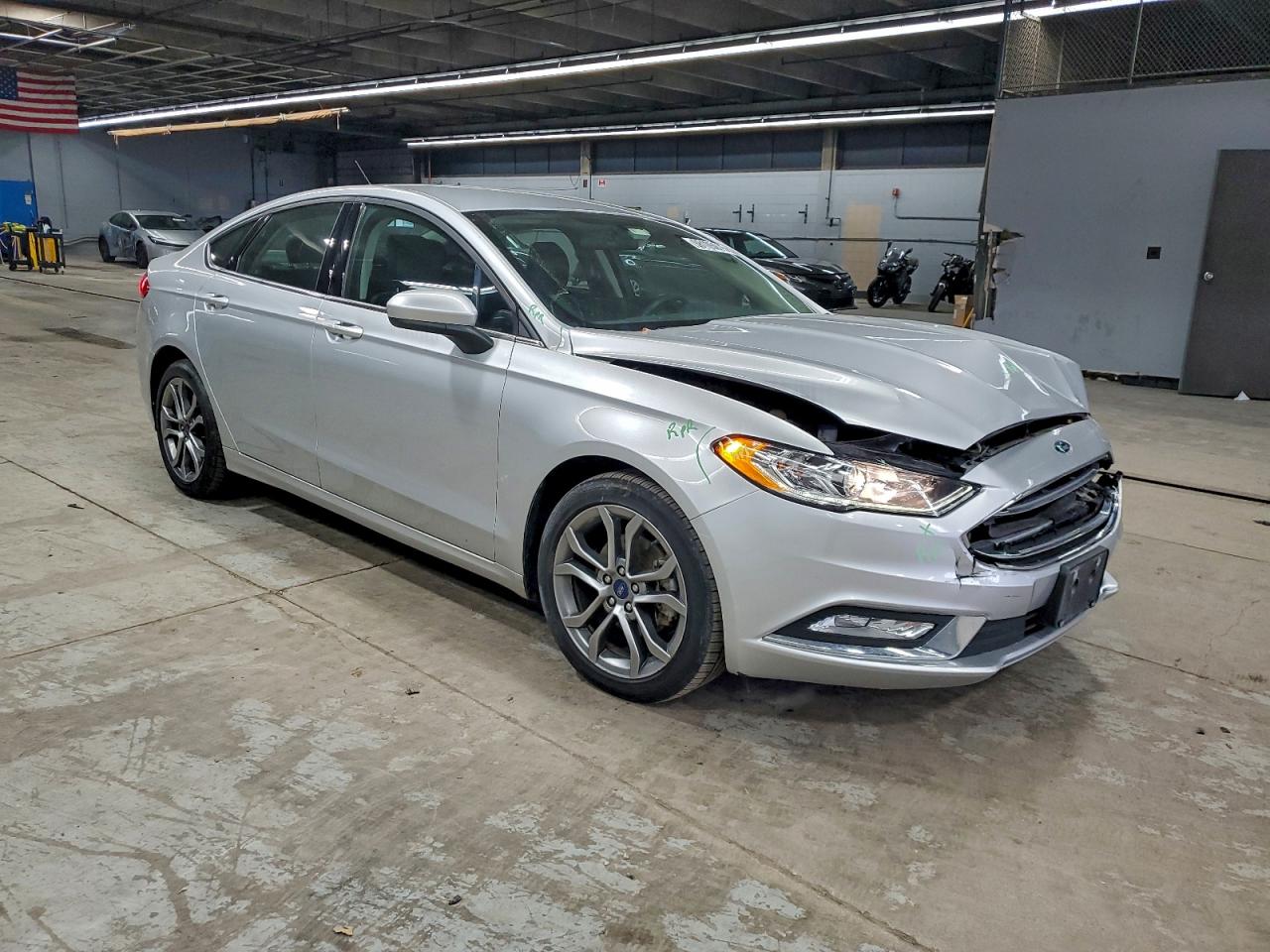 2017 FORD FUSION SE photo 4