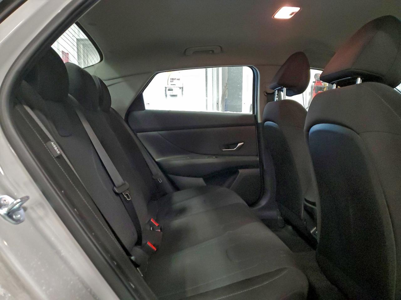 2025 HYUNDAI ELANTRA SEL SPORT photo 10