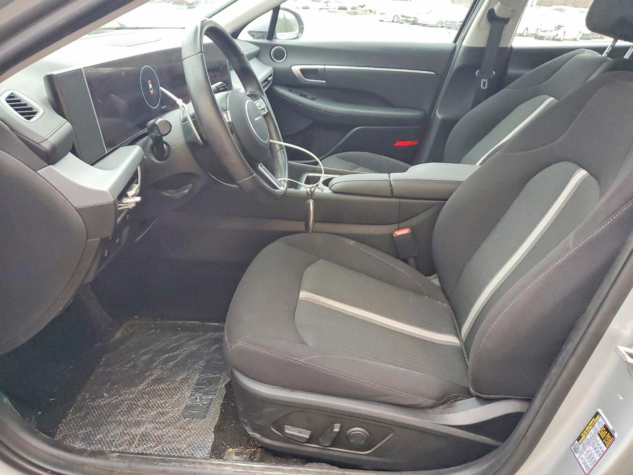 2024 HYUNDAI SONATA SEL photo 7