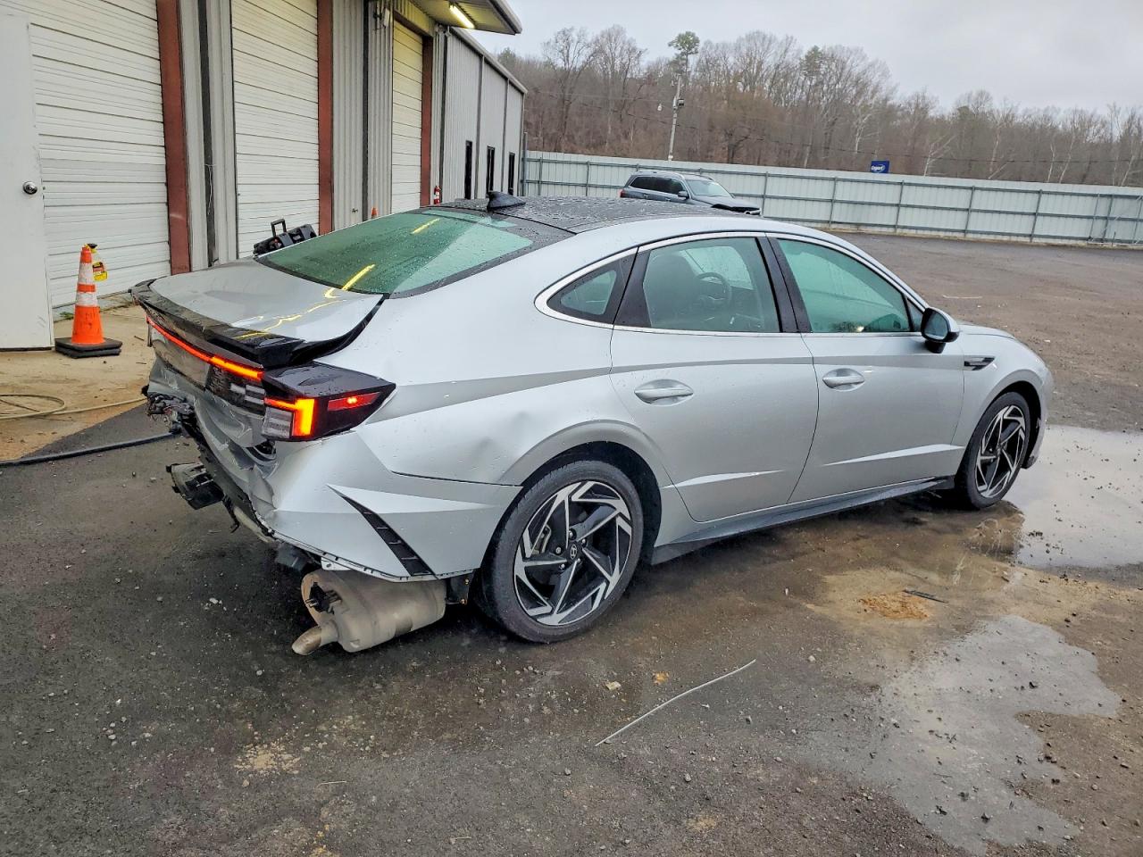 2024 HYUNDAI SONATA SEL photo 3