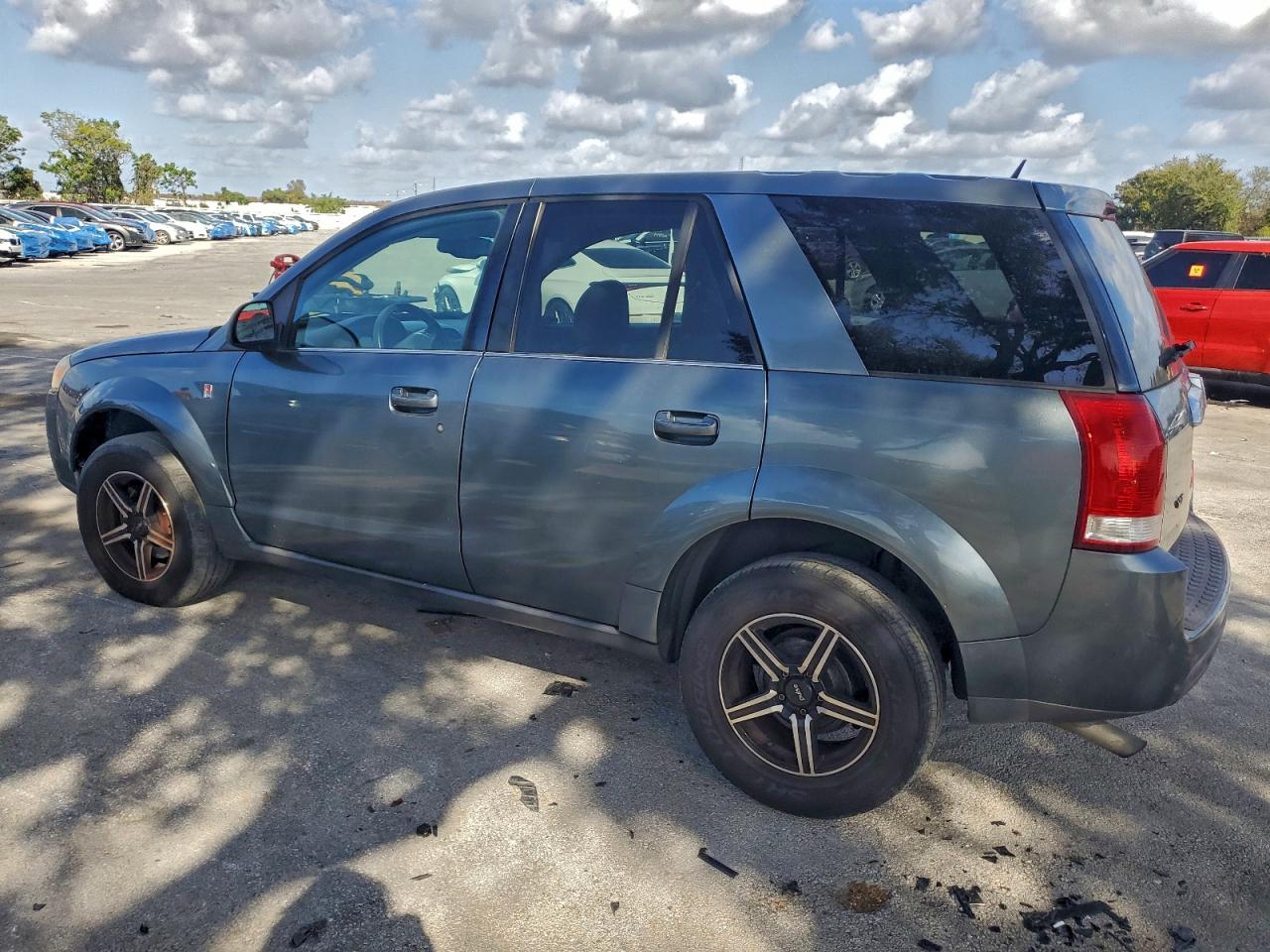 2007 SATURN VUE photo 2