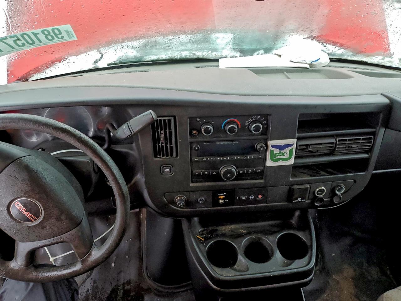 2018 GMC SAVANA G2500 photo 8