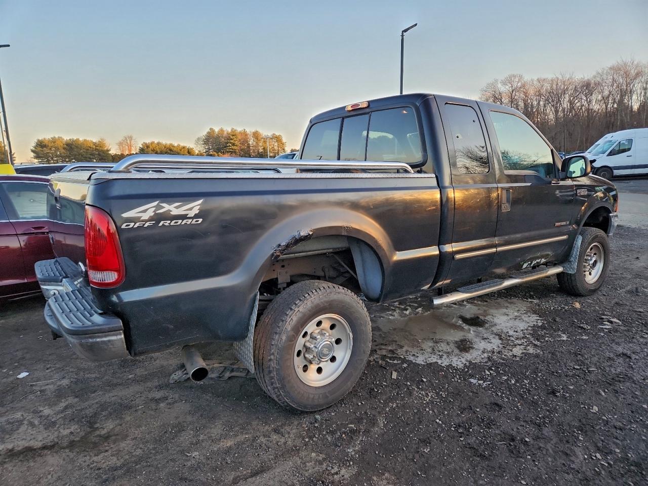 2000 FORD F350 SRW SUPER DUTY photo 3
