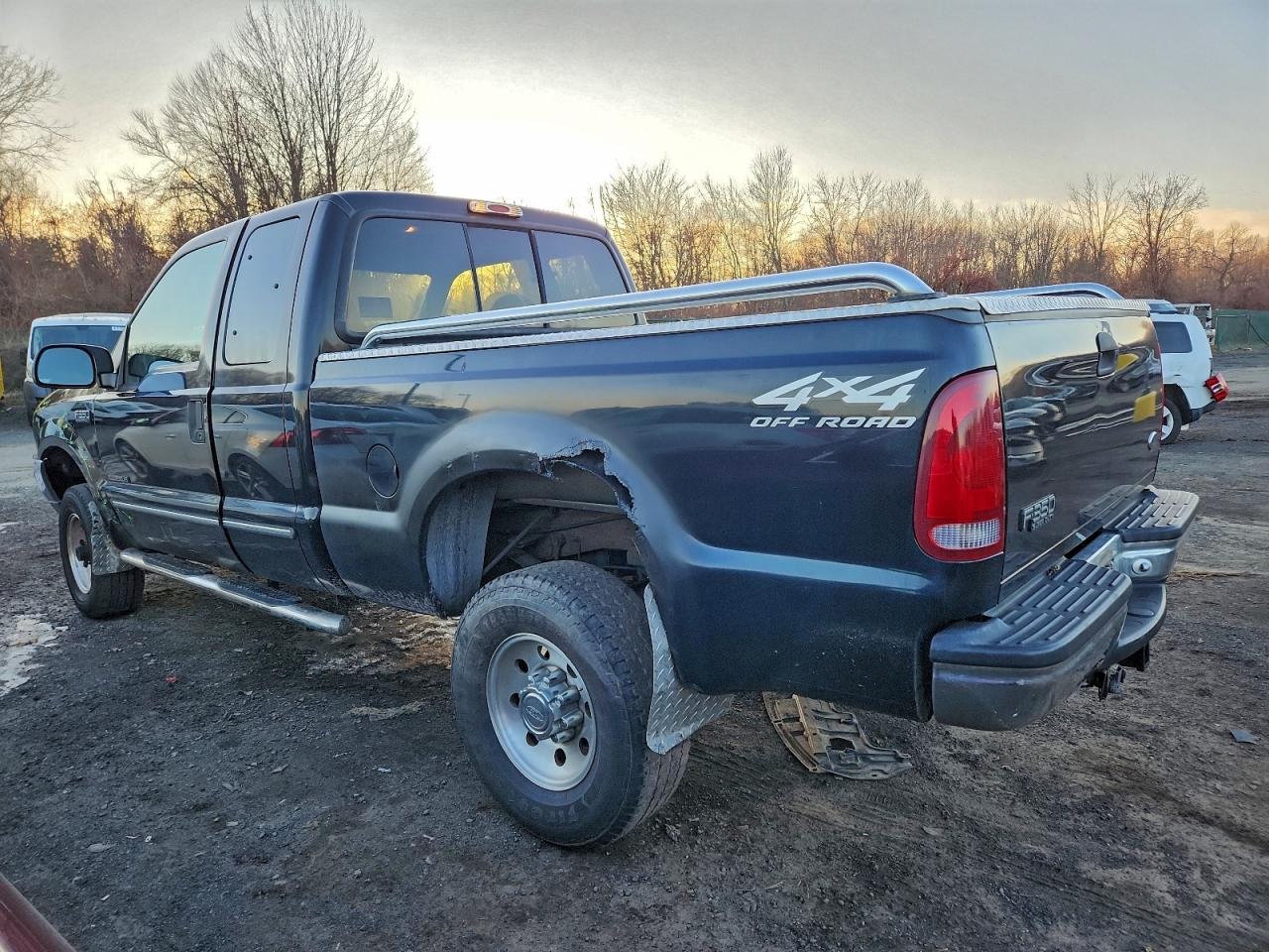 2000 FORD F350 SRW SUPER DUTY photo 2
