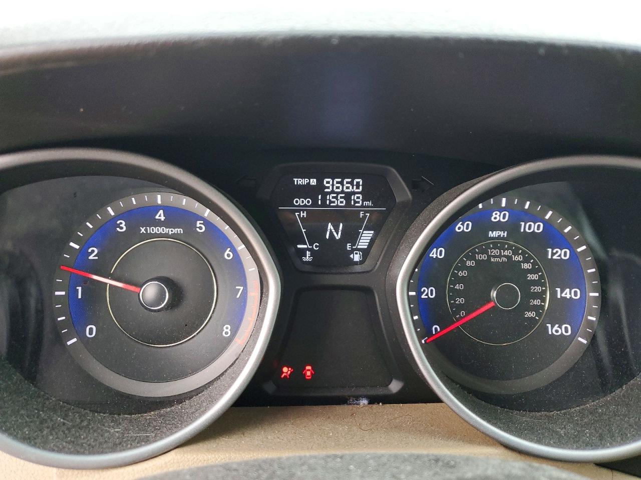 2013 HYUNDAI ELANTRA GLS photo 25
