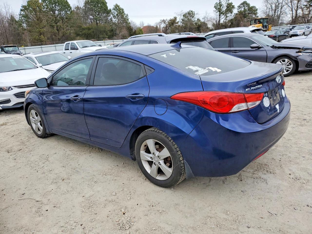 2013 HYUNDAI ELANTRA GLS photo 4