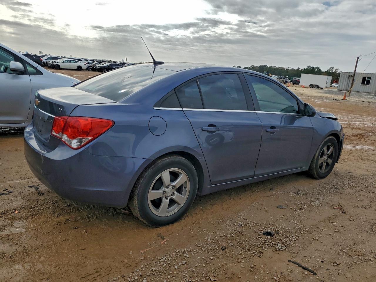 2013 CHEVROLET CRUZE LT photo 3