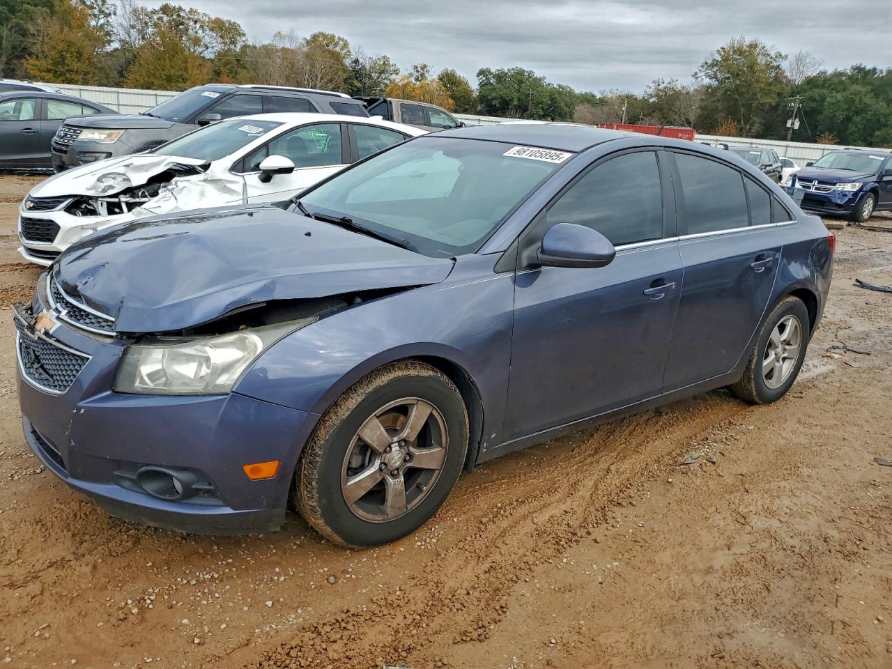 2013 CHEVROLET CRUZE