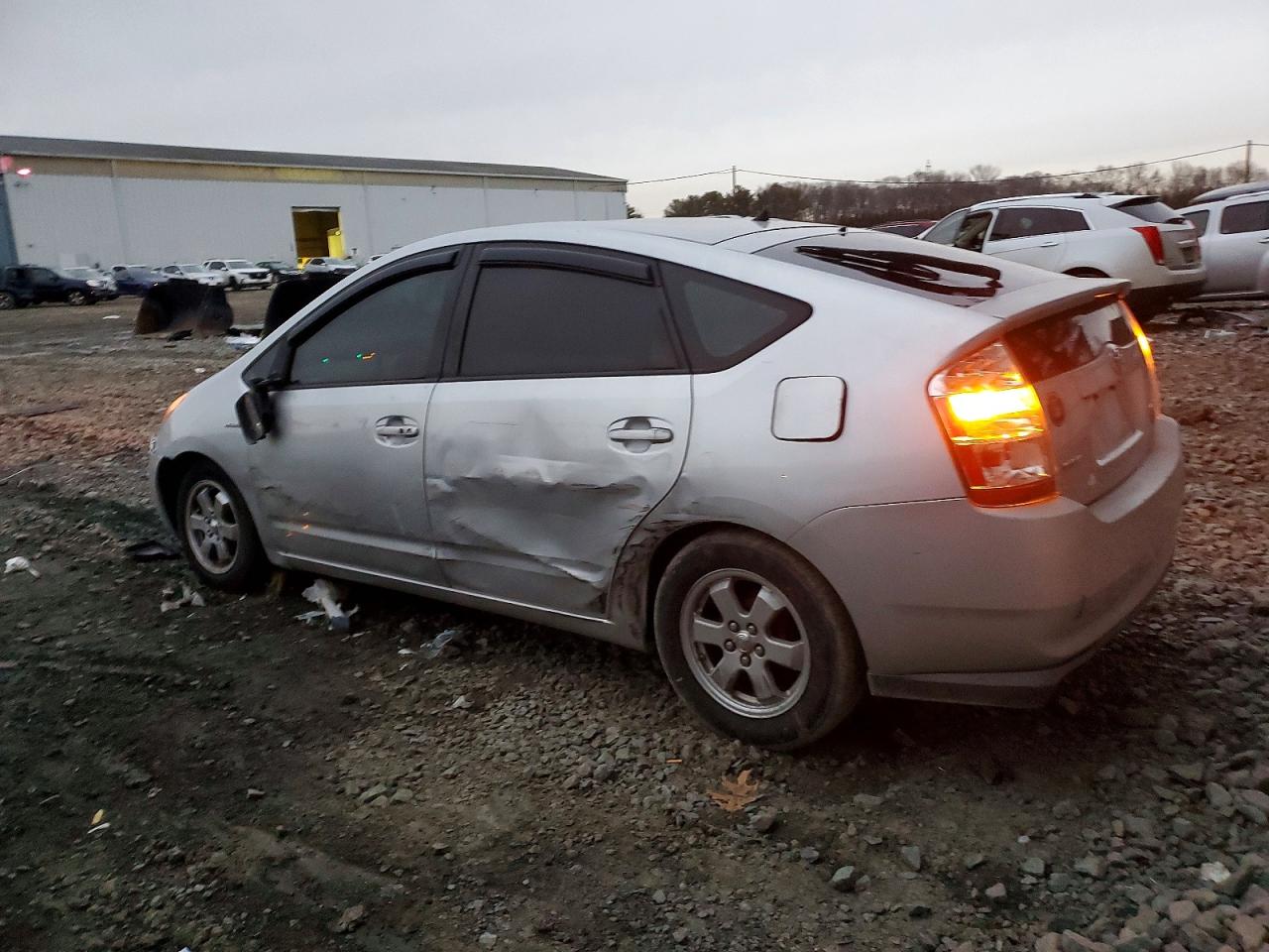 2008 TOYOTA PRIUS photo 2
