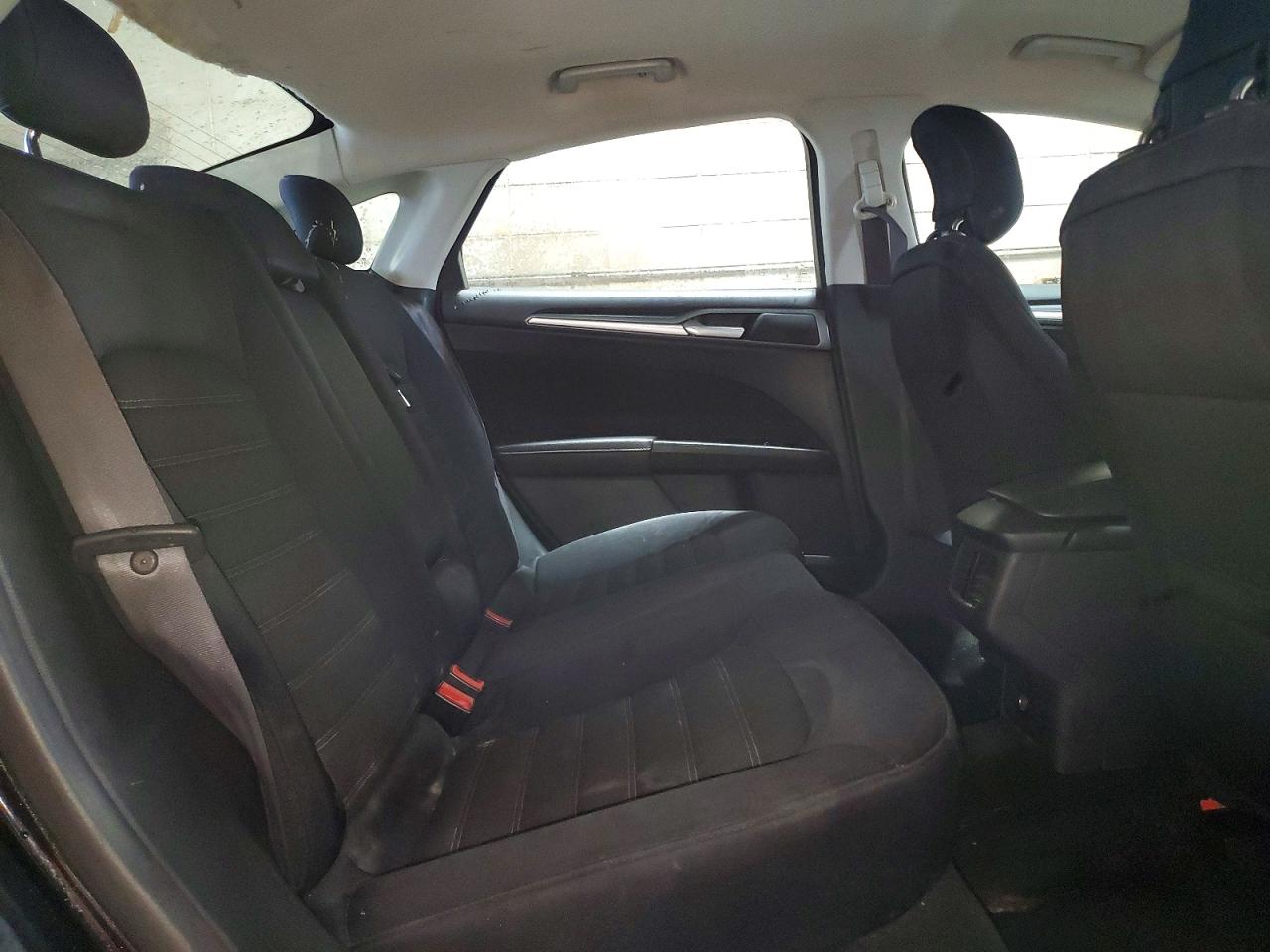 2014 FORD FUSION SE photo 10
