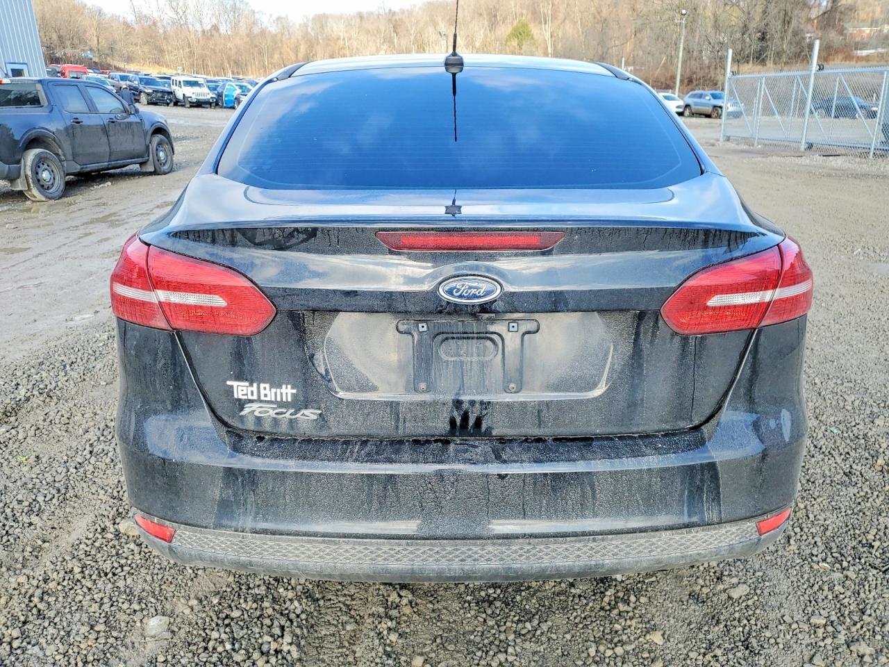 2018 FORD FOCUS S photo 6