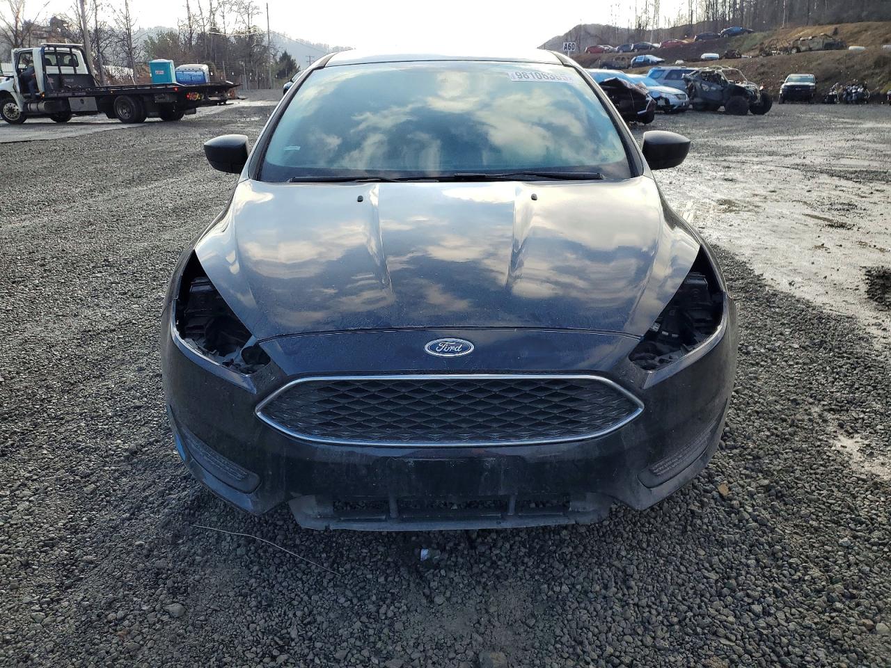 2018 FORD FOCUS S photo 5