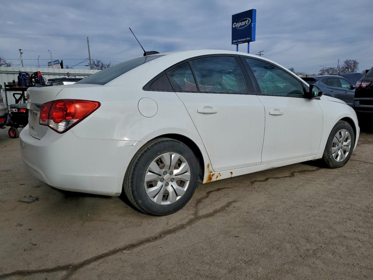 2016 CHEVROLET CRUZE LIMITED LS photo 3