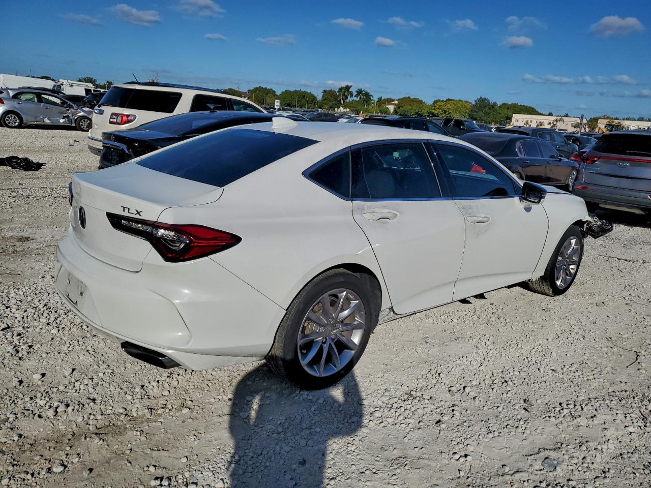 2023 ACURA TLX photo 3