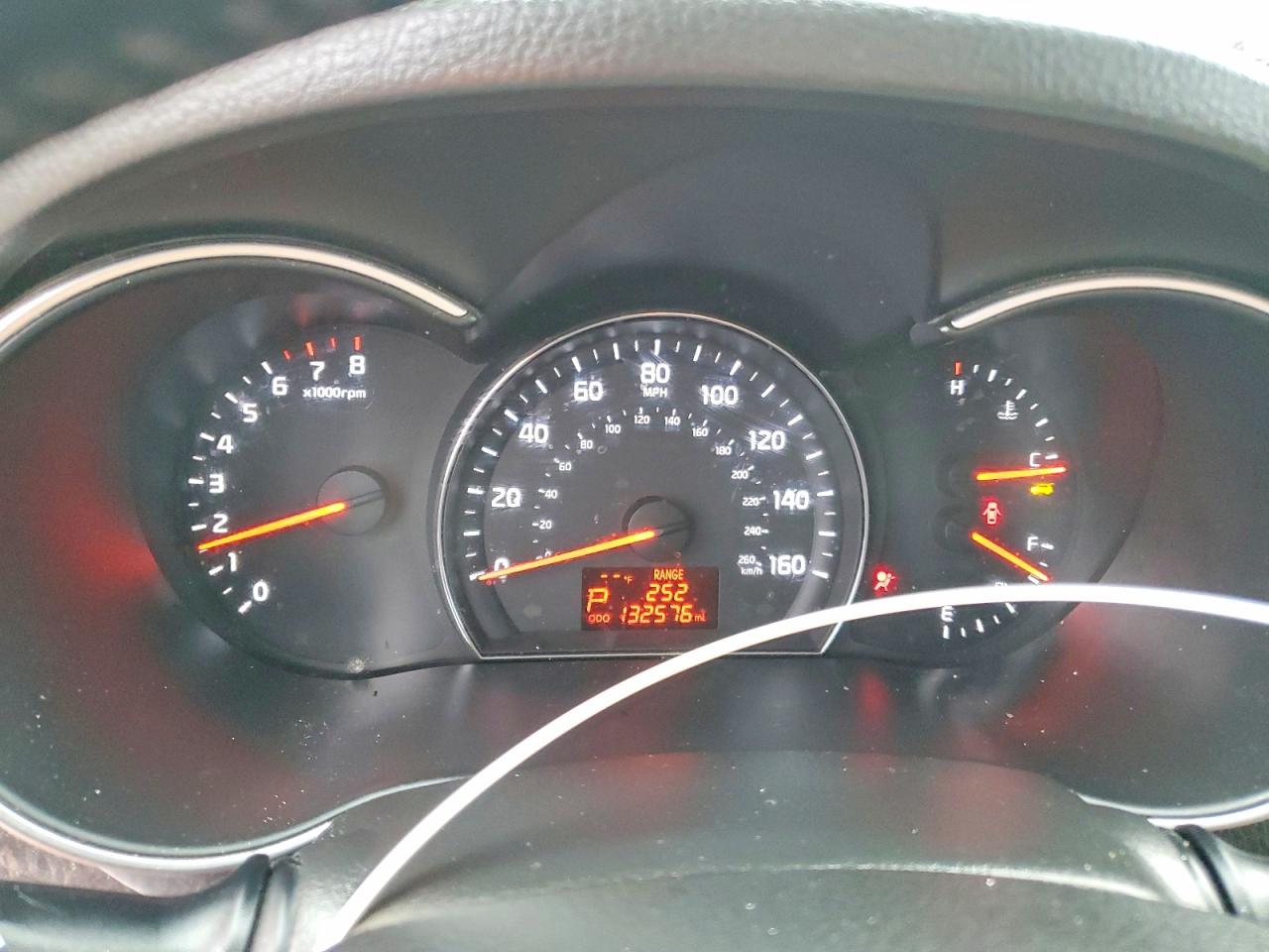 2014 KIA SORENTO LX photo 9