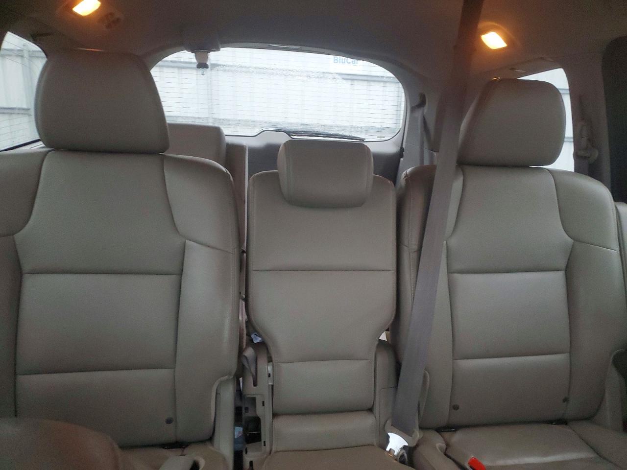 2016 HONDA ODYSSEY EXL photo 10
