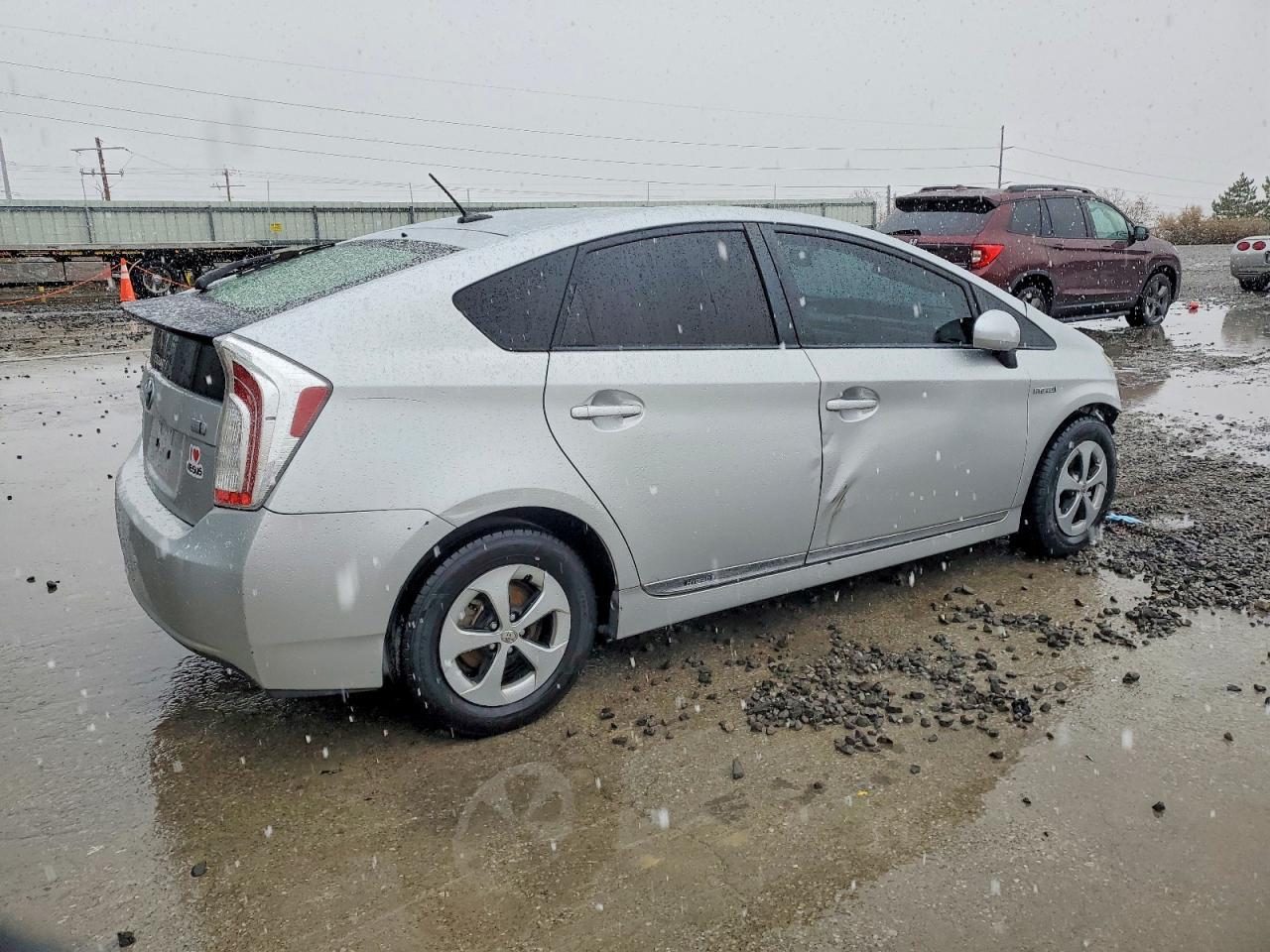 2012 TOYOTA PRIUS photo 3