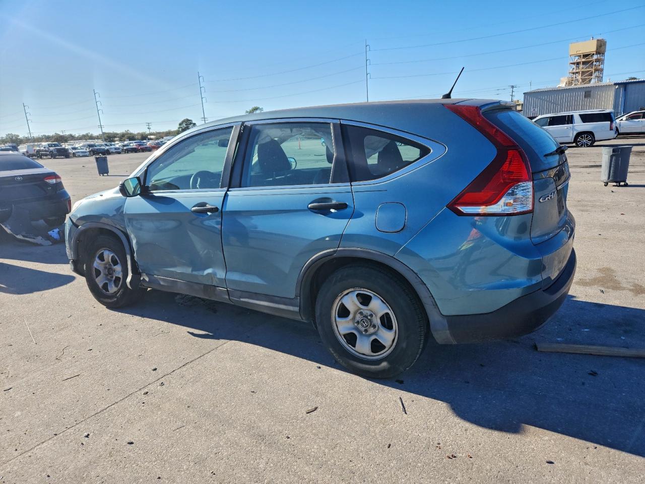 2014 HONDA CR-V LX photo 2