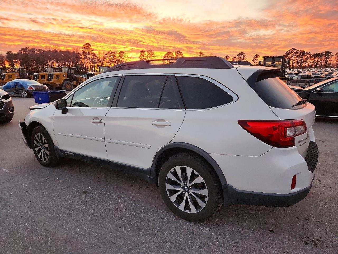2015 SUBARU OUTBACK 2.5I LIMITED photo 2