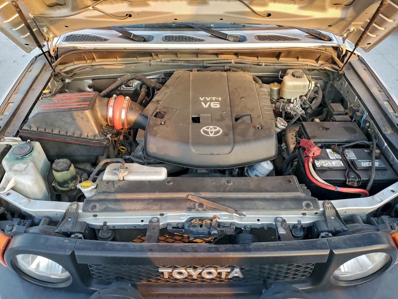 2007 TOYOTA FJ CRUISER photo 12
