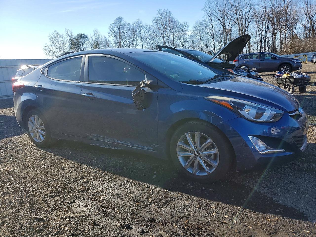 2016 HYUNDAI ELANTRA SE photo 4