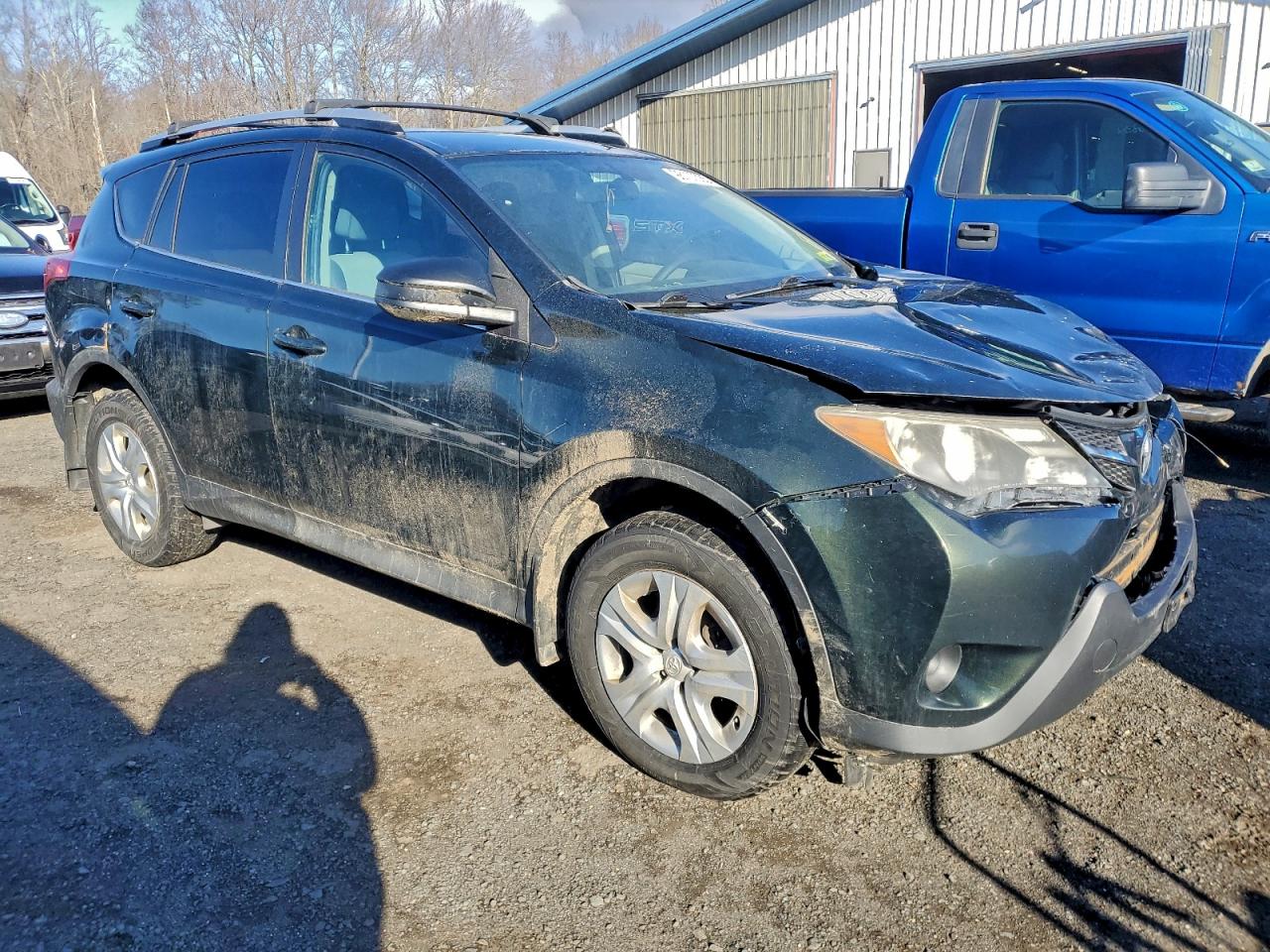 2013 TOYOTA RAV4 LE photo 4