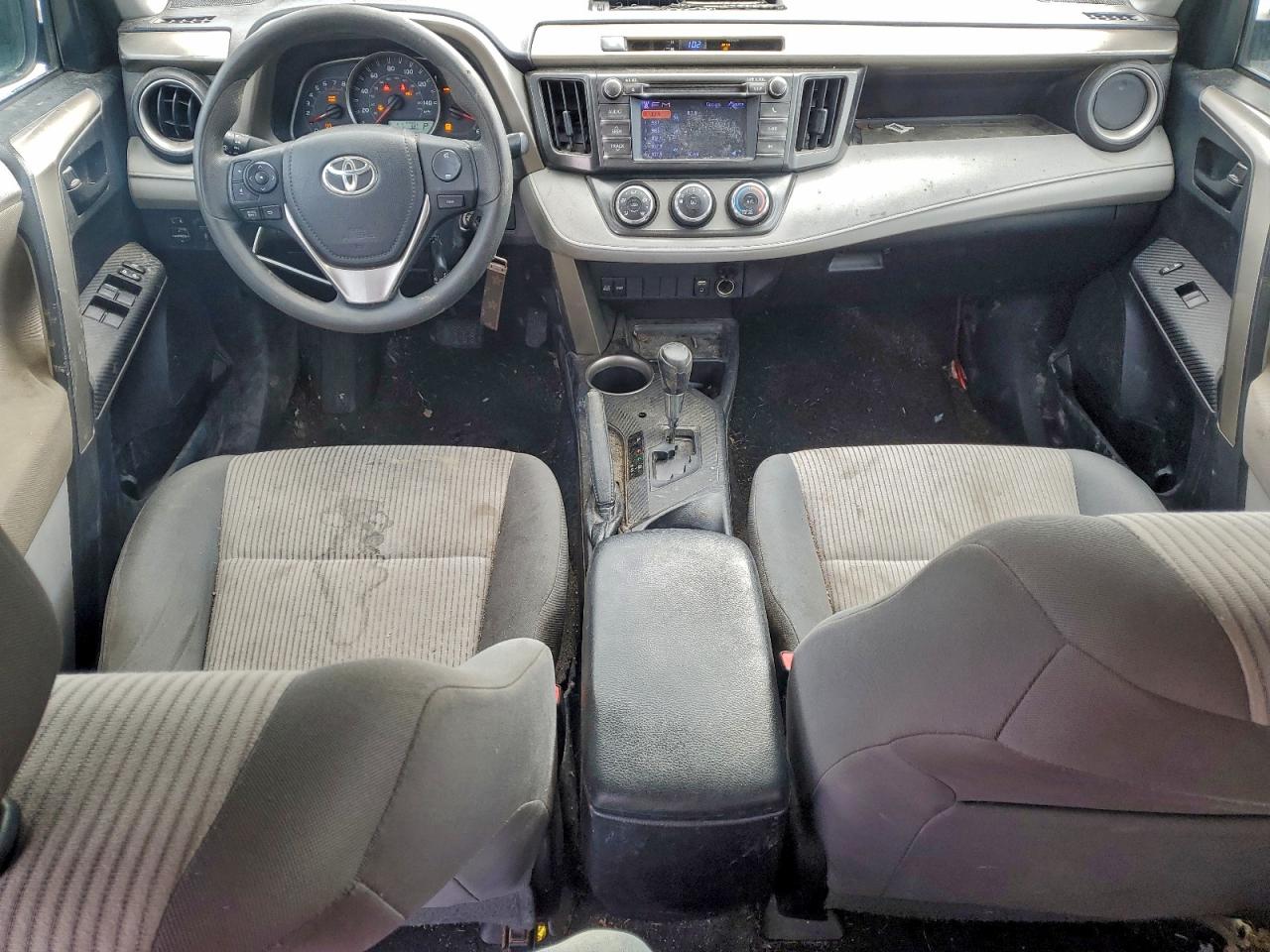 2013 TOYOTA RAV4 LE photo 8