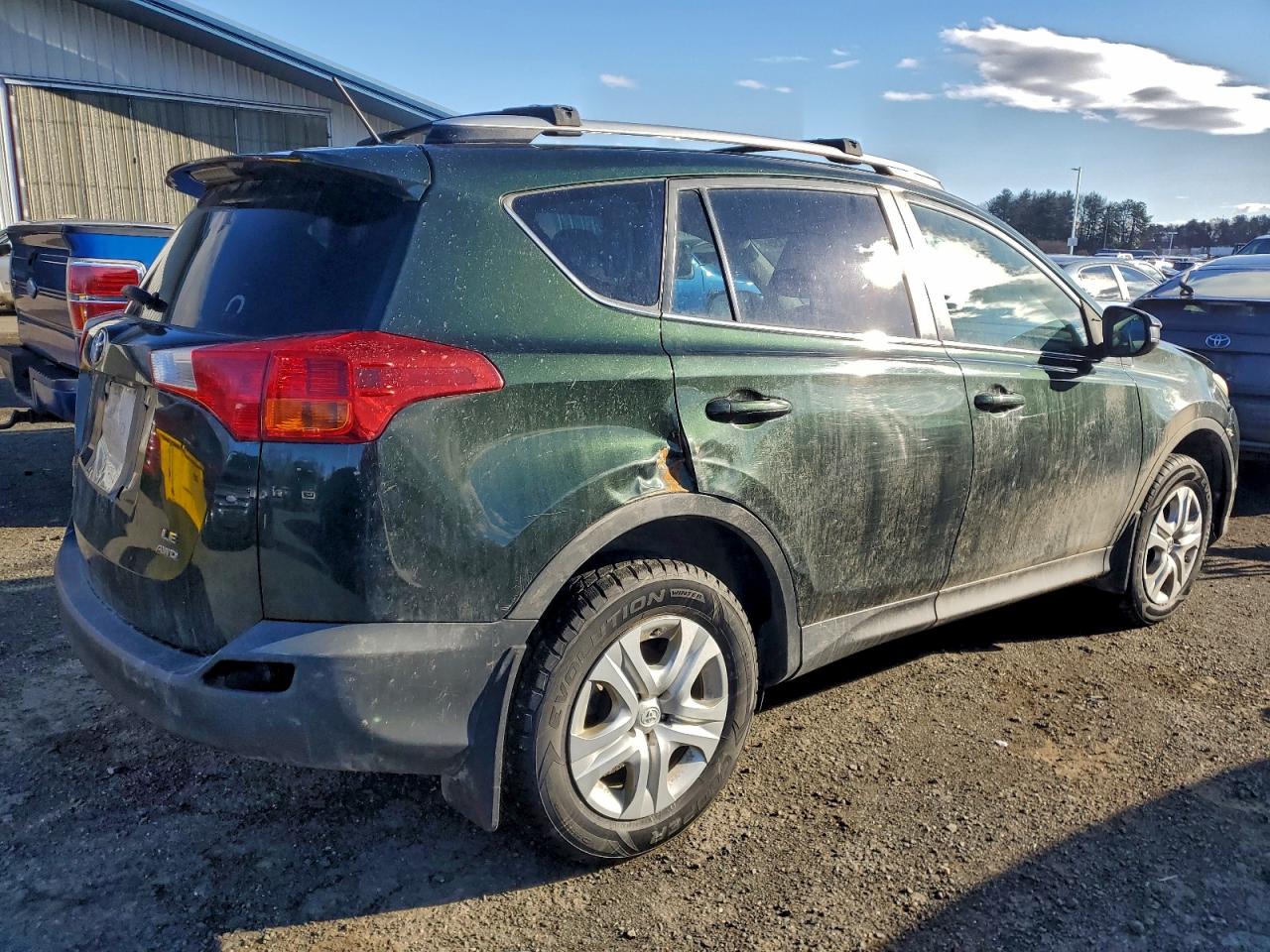 2013 TOYOTA RAV4 LE photo 3