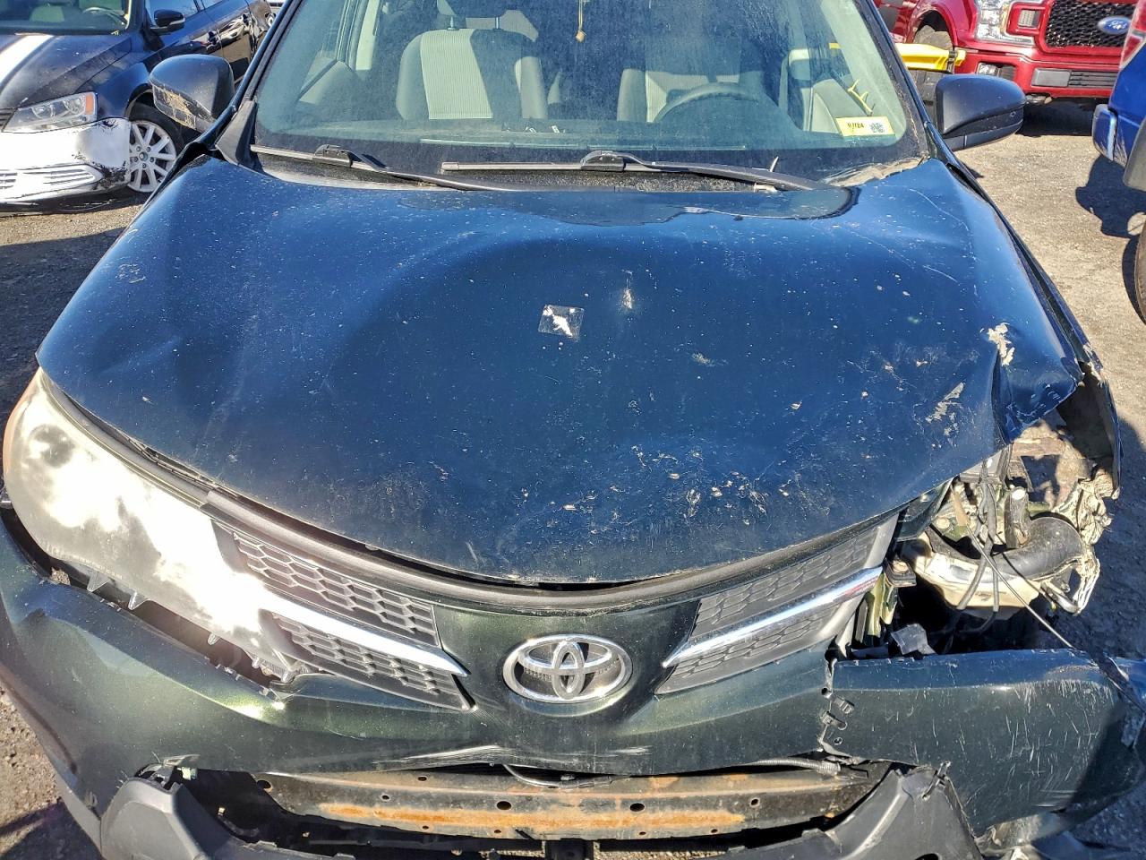 2013 TOYOTA RAV4 LE photo 12