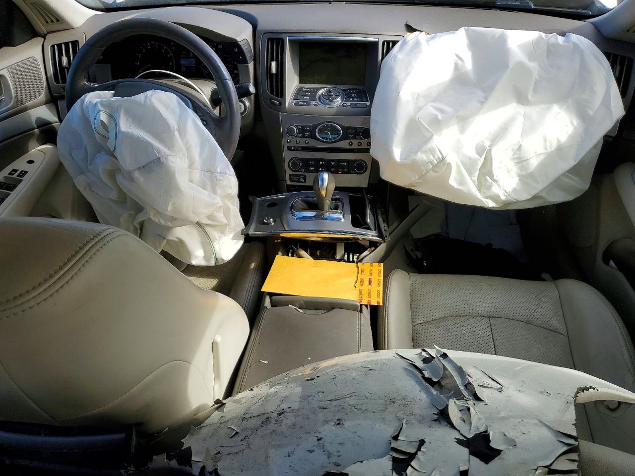 2013 INFINITI G37 BASE photo 8