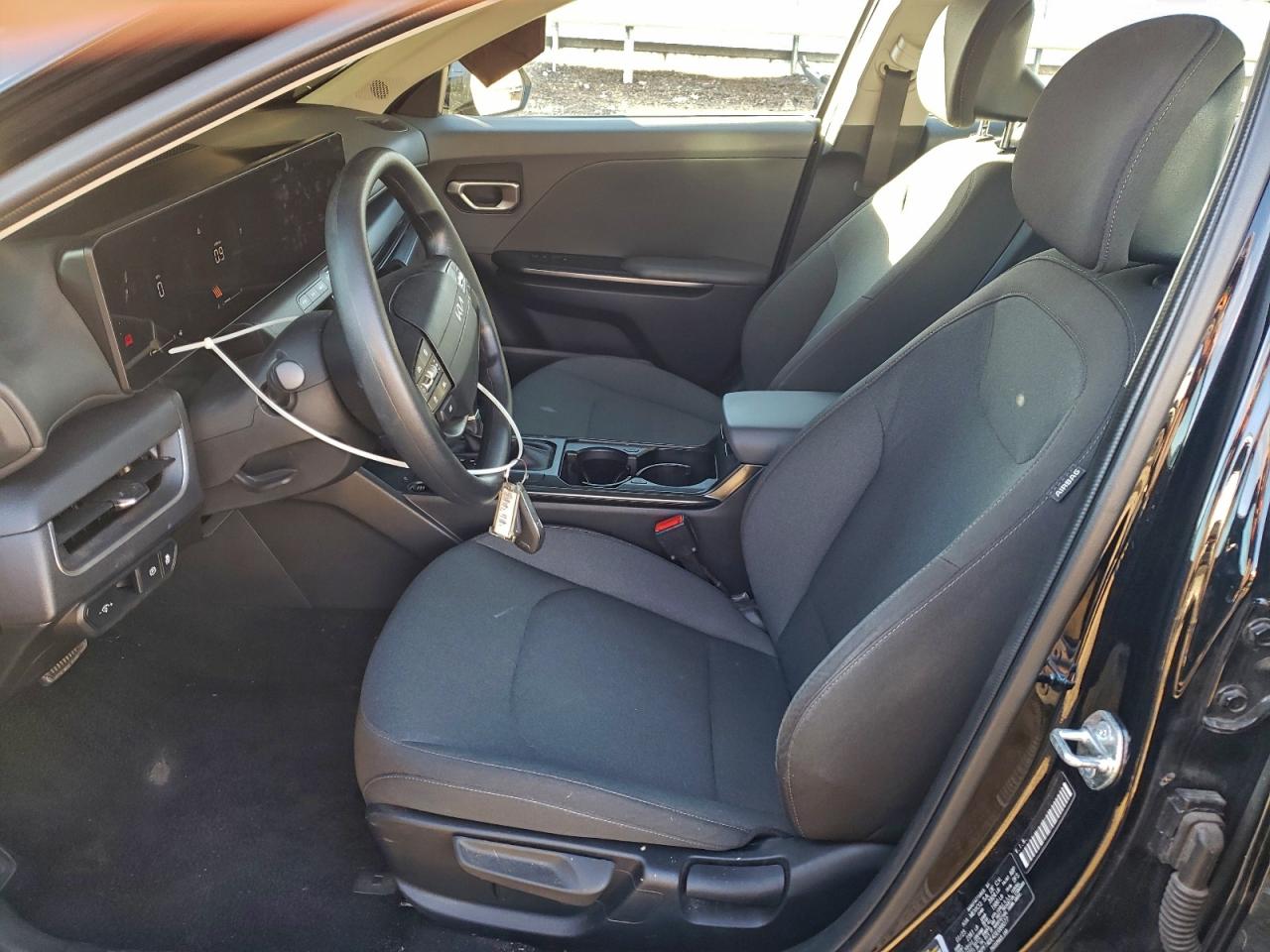 2025 KIA K4 LX photo 7