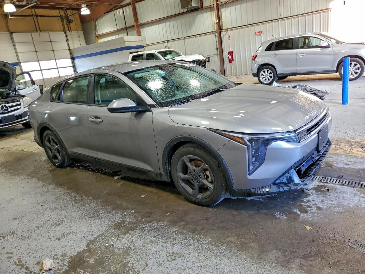 2025 KIA K4 LX photo 4