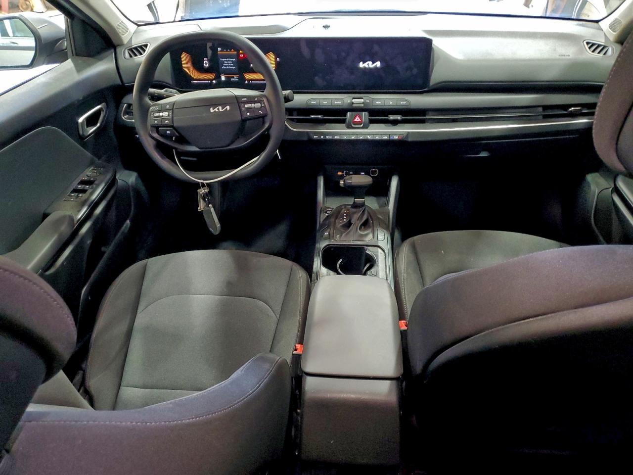 2025 KIA K4 LX photo 8