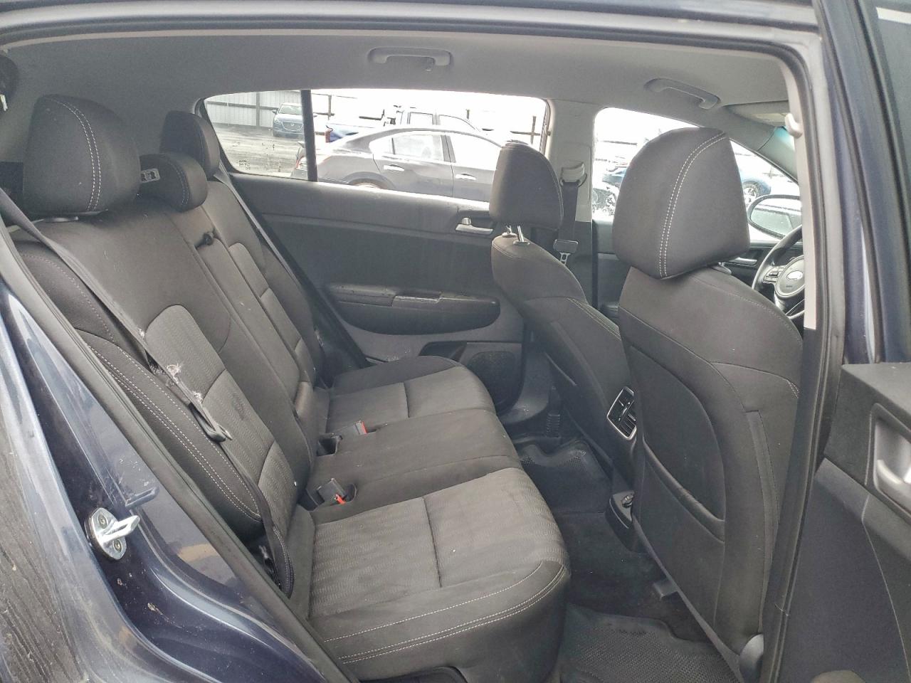 2017 KIA SPORTAGE LX photo 11