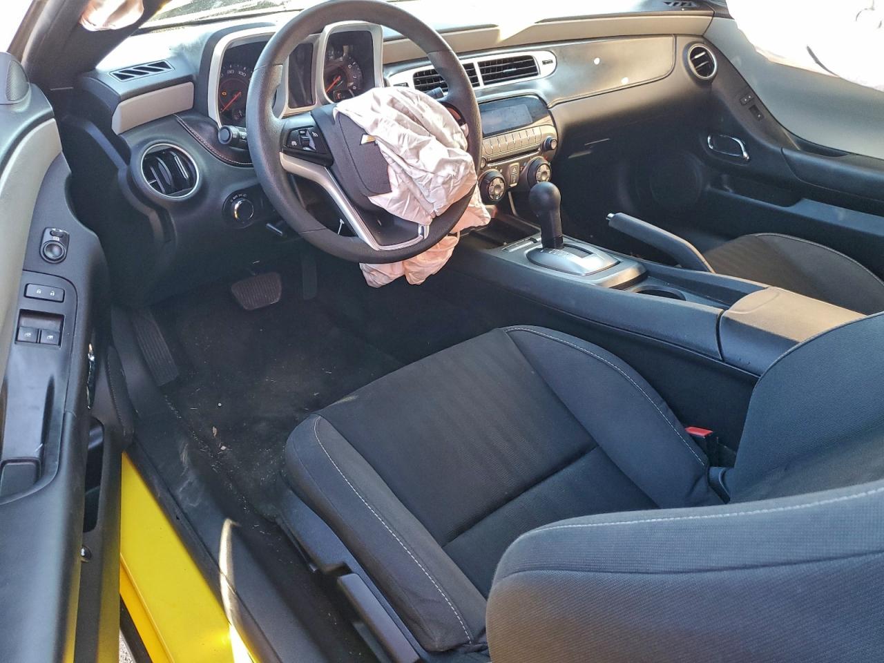2015 CHEVROLET CAMARO LS photo 8