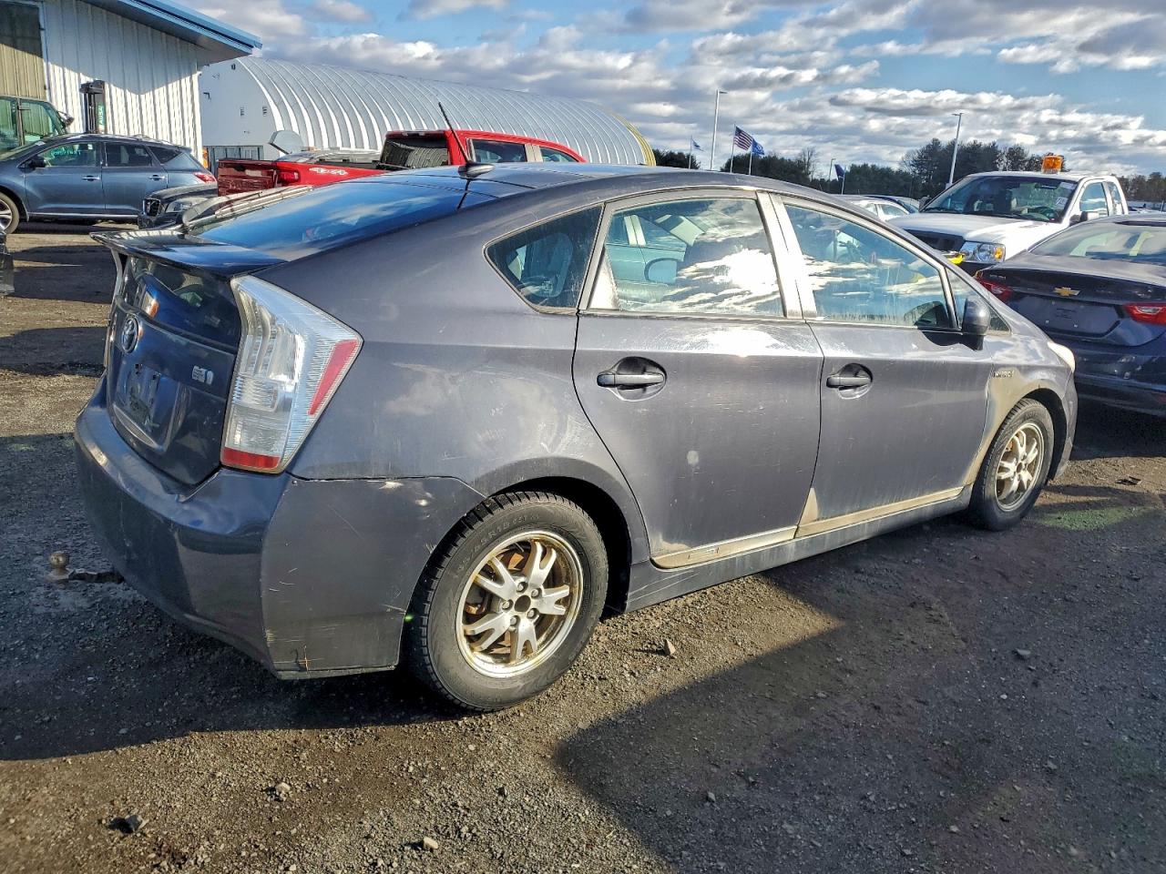 2011 TOYOTA PRIUS photo 3