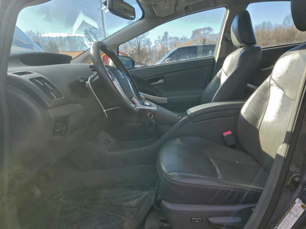 2011 TOYOTA PRIUS photo 7