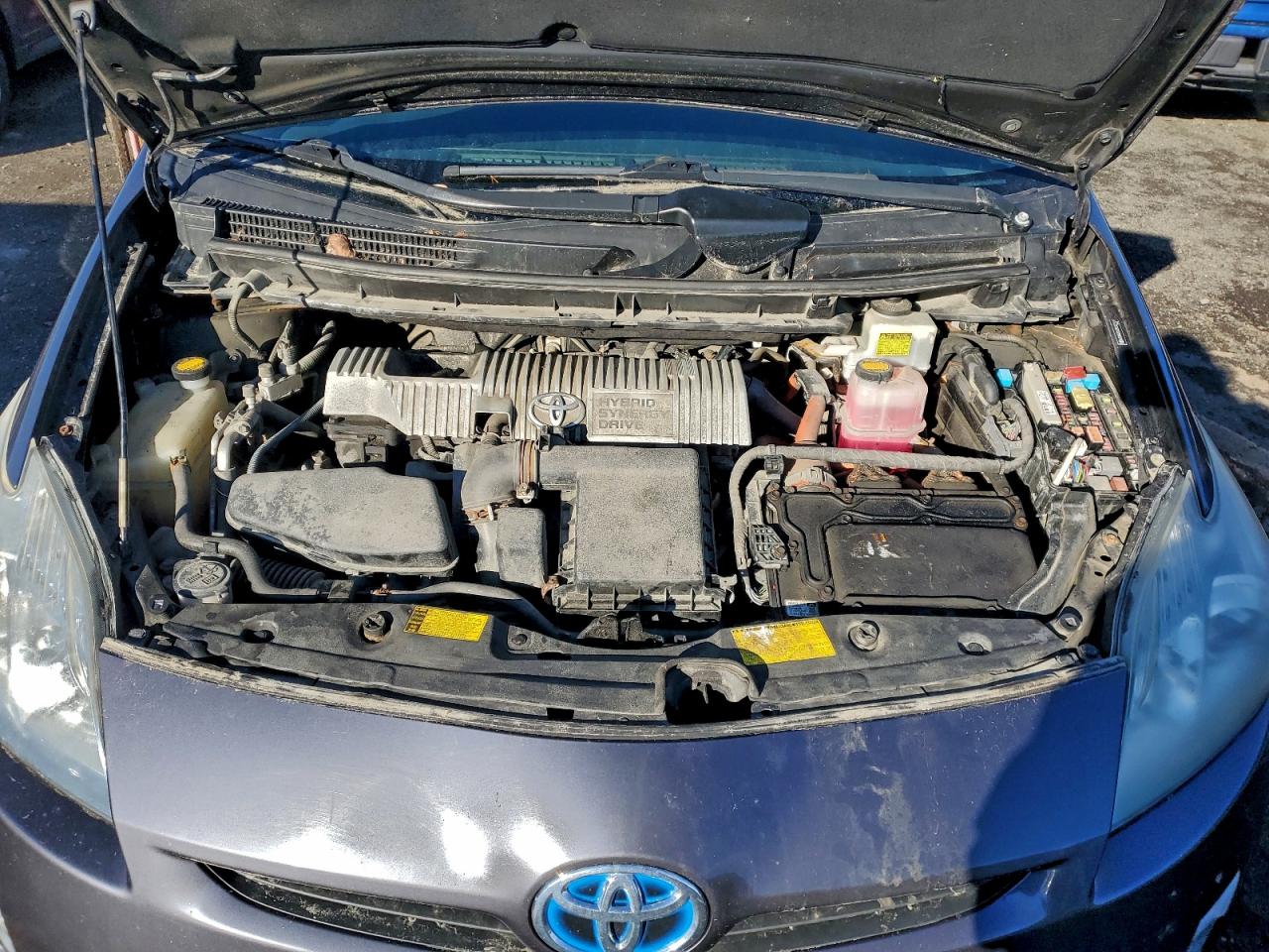 2011 TOYOTA PRIUS photo 11