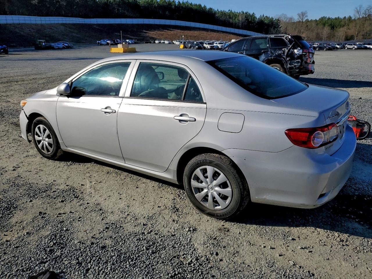 2013 TOYOTA COROLLA BASE photo 2