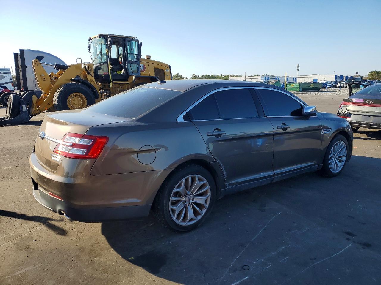 2015 FORD TAURUS LIMITED photo 3