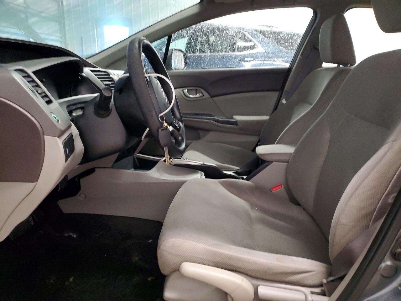 2012 HONDA CIVIC LX photo 7