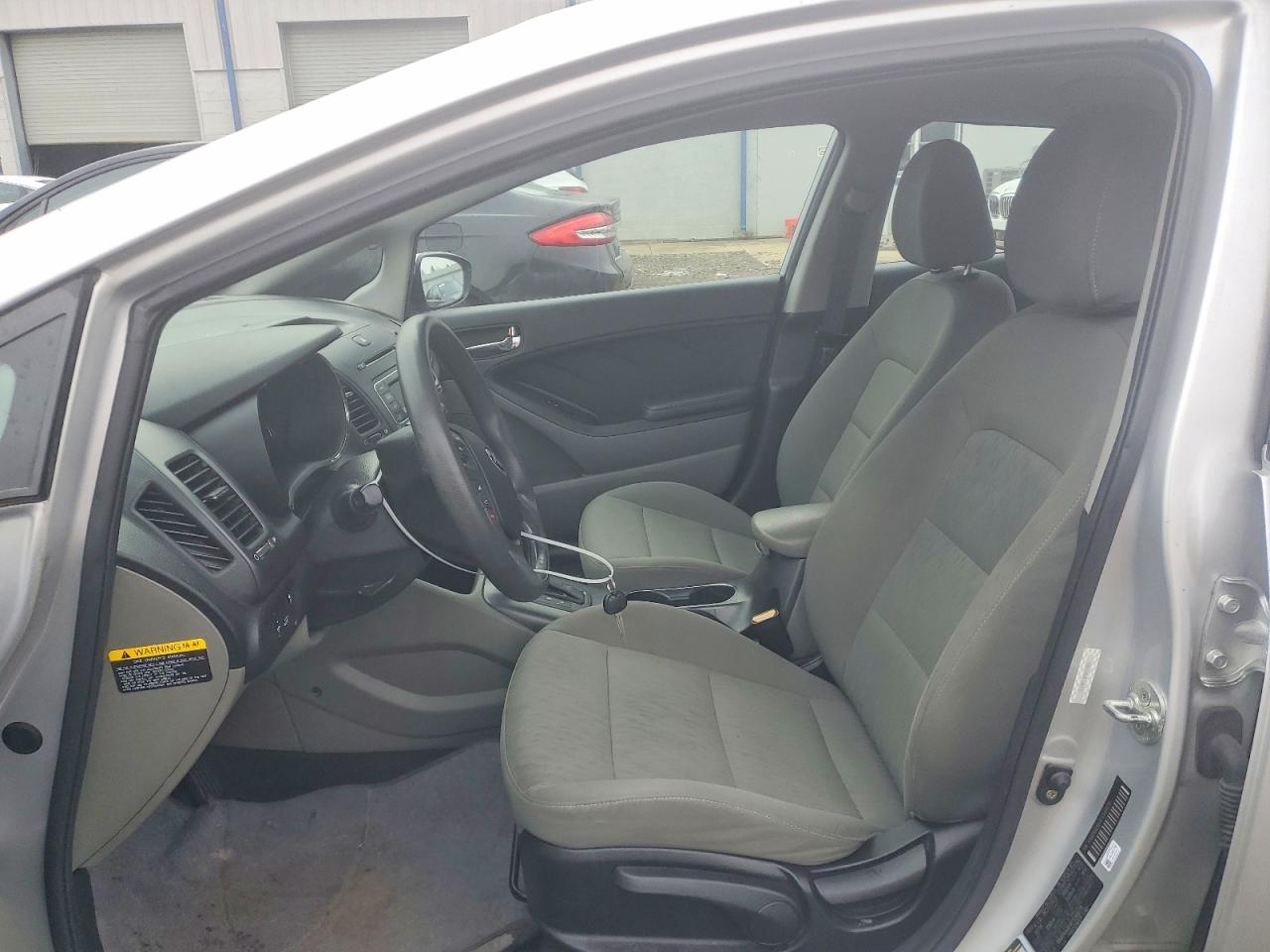 2015 KIA FORTE LX photo 7